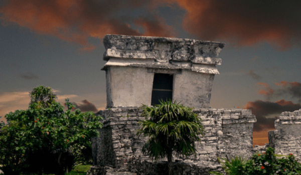 Tulum mayan ruin