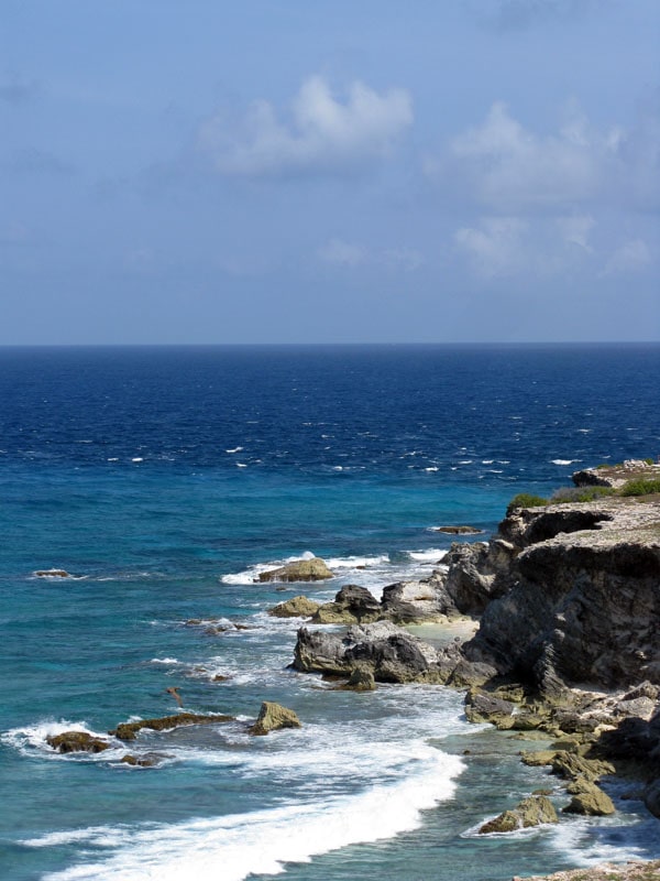 Isla Mujeres: Crystal Blue Water and Soft Sands