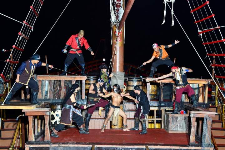 Pirate ship show Vallarta